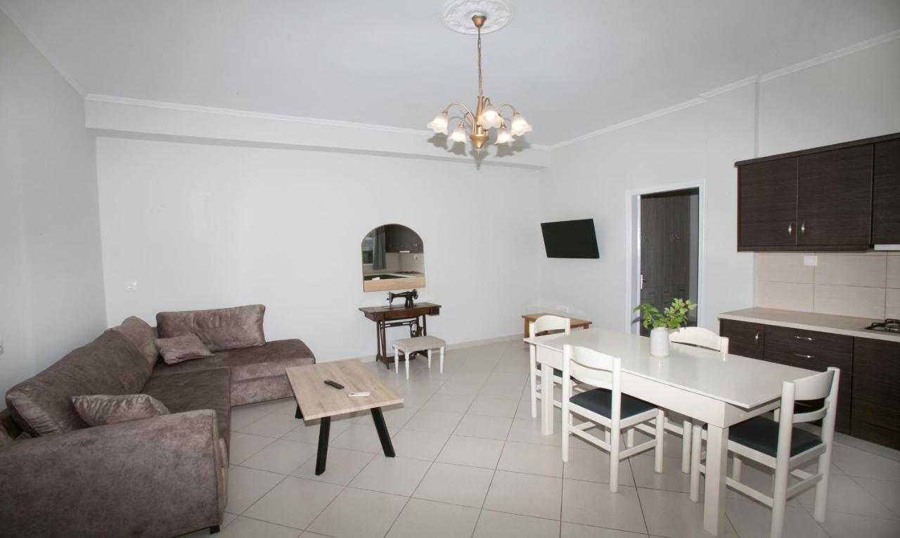 Babi'S Villa - Garden Apartment Lixouri Dış mekan fotoğraf