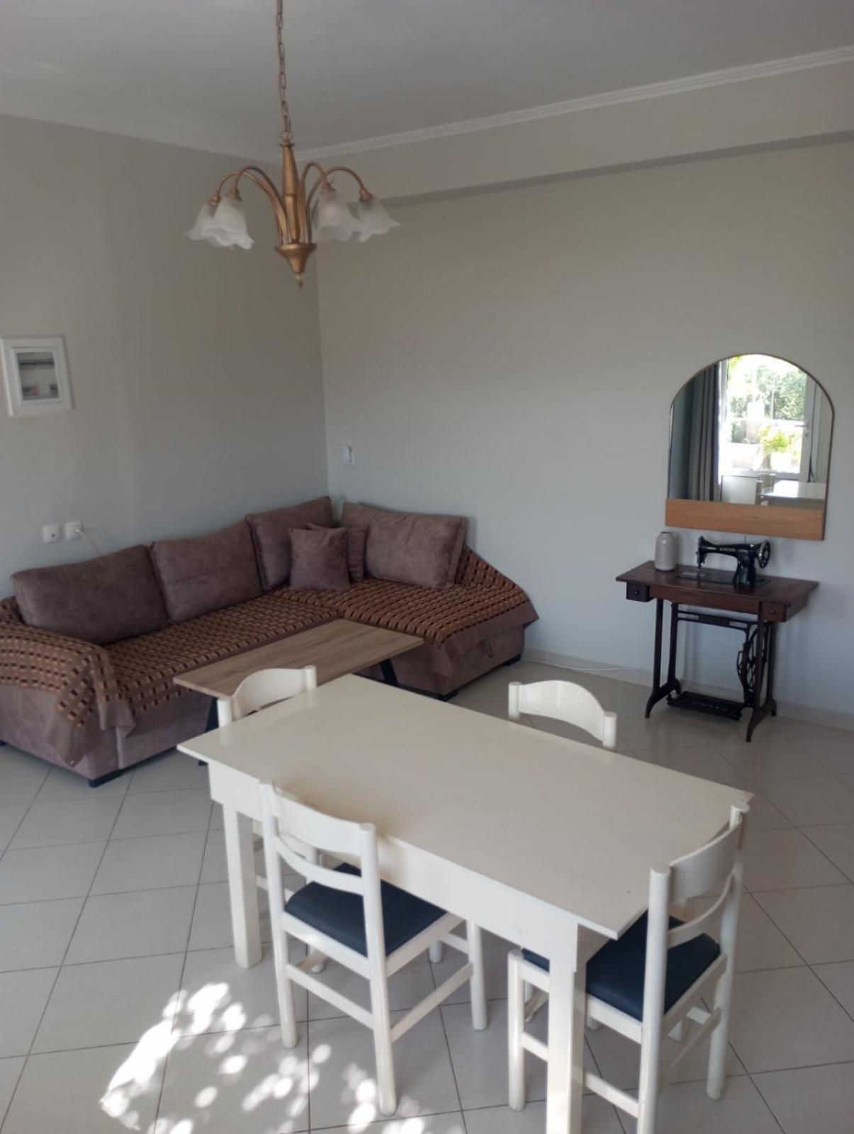 Babi'S Villa - Garden Apartment Lixouri Dış mekan fotoğraf