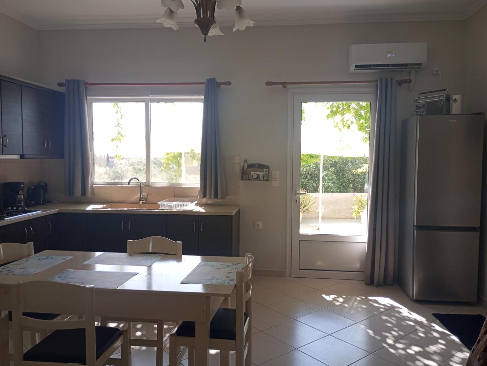 Babi'S Villa - Garden Apartment Lixouri Dış mekan fotoğraf