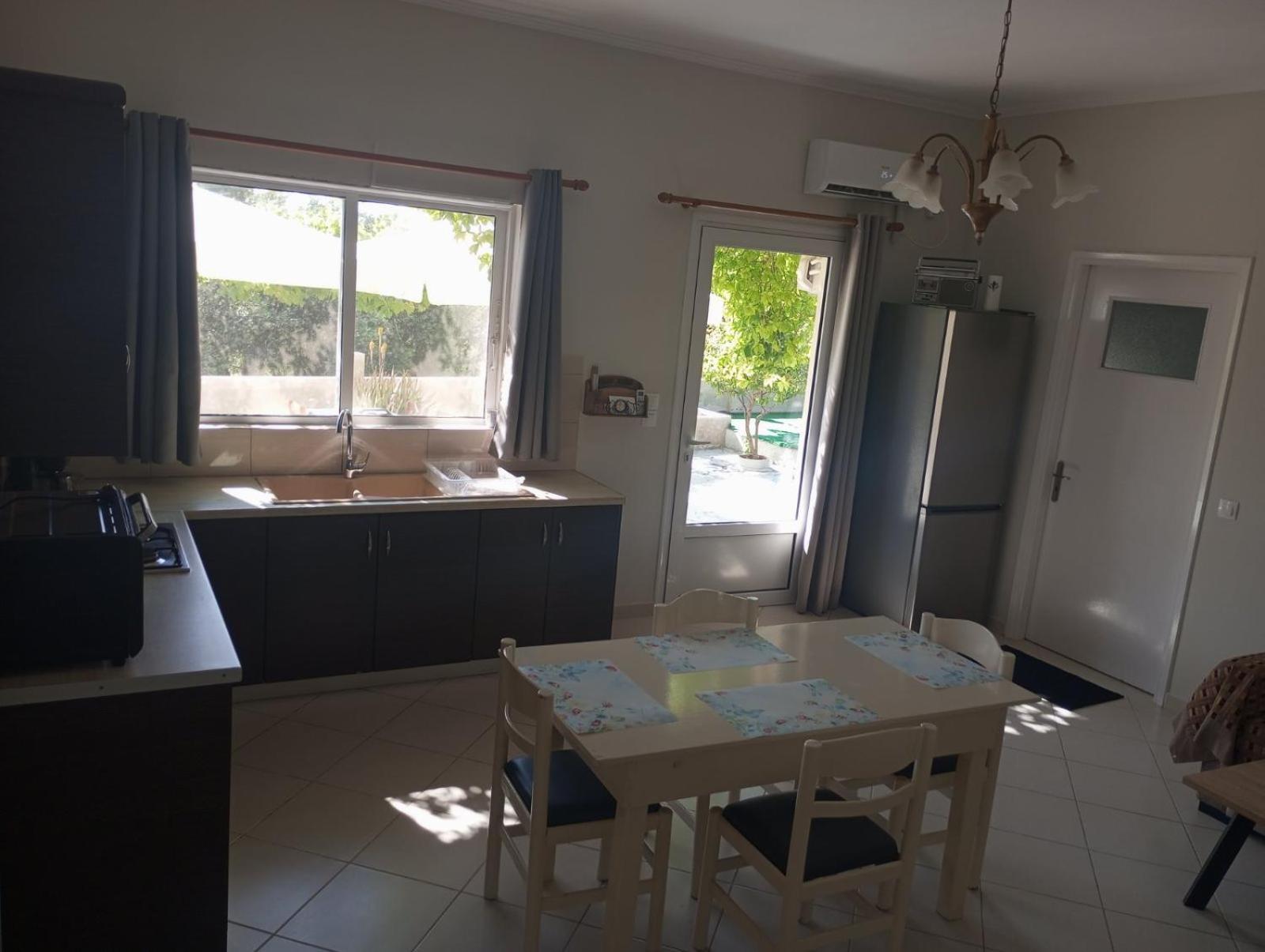 Babi'S Villa - Garden Apartment Lixouri Dış mekan fotoğraf